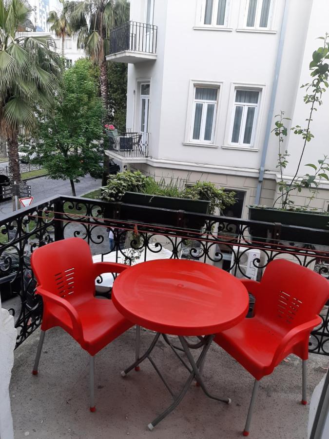Центр Города Батуми Apartment Rustaveli 13 Esterno foto