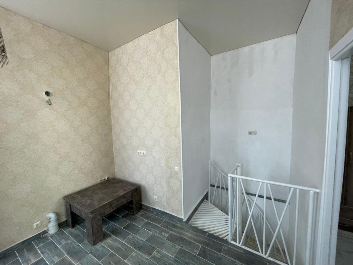 Центр Города Батуми Apartment Rustaveli 13 Esterno foto