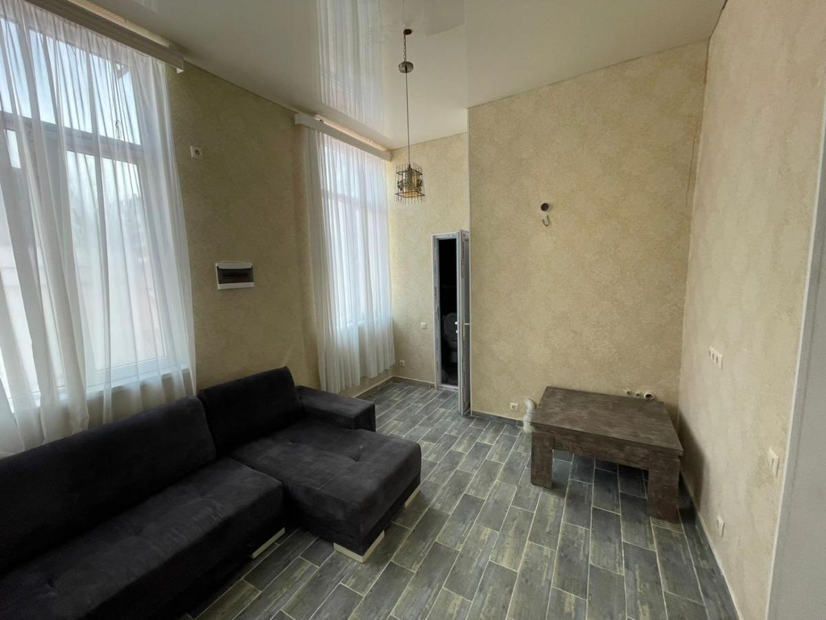 Центр Города Батуми Apartment Rustaveli 13 Esterno foto